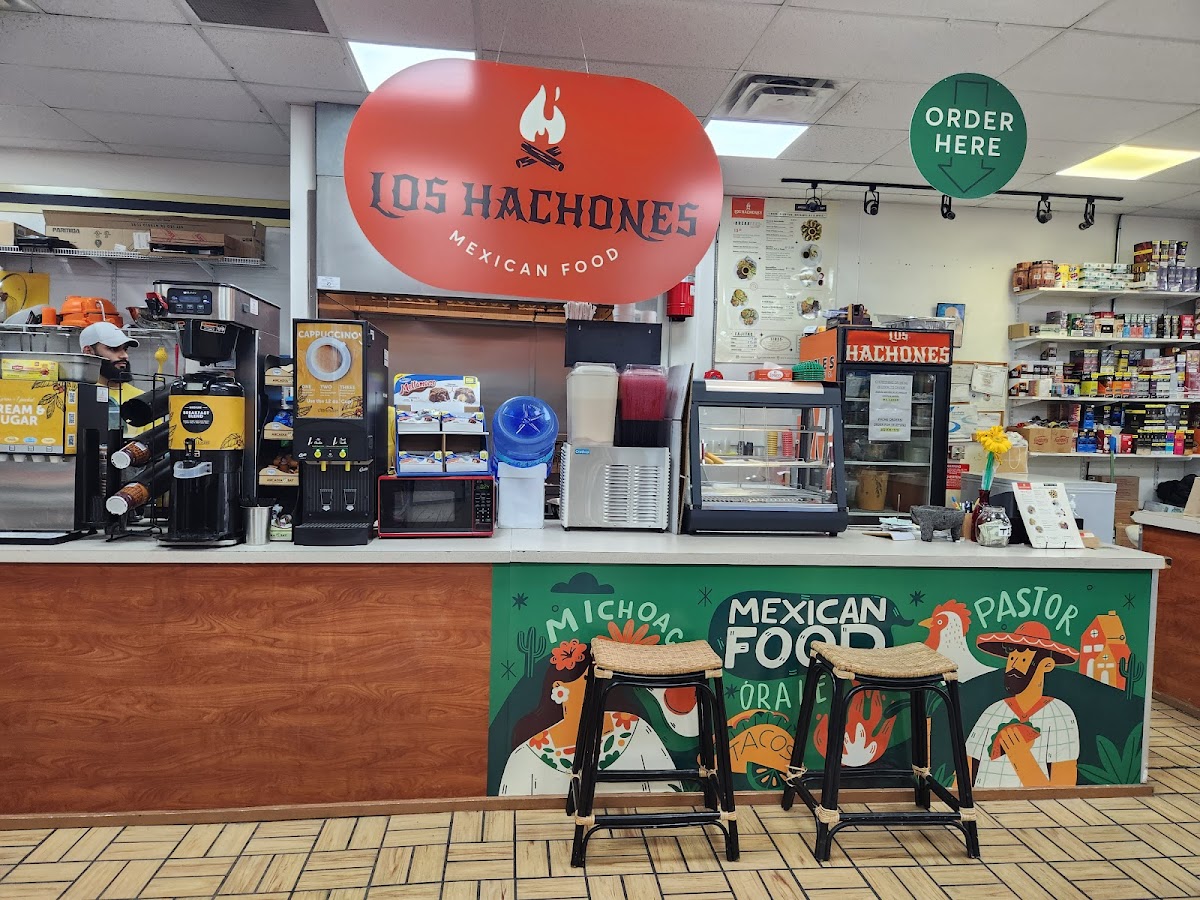 Los Hachones Mexican Food